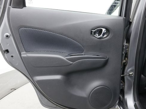 Used 2018 Nissan Versa Note SV FWD image 28