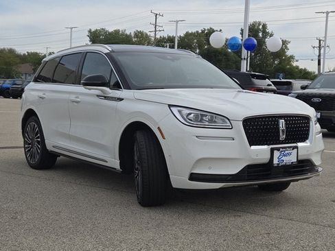 Used 2022 Lincoln Corsair Reserve w/ Equipment Group 201A AWD/4WD image 3