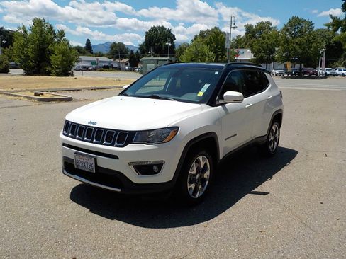 Used 2020 Jeep Compass Limited image 1