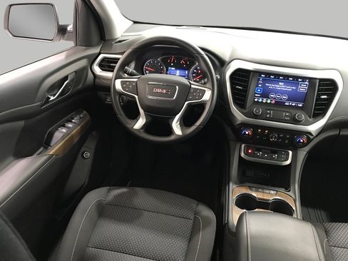 Certified 2023 GMC Acadia SLE w/ Driver Convenience Package image 6