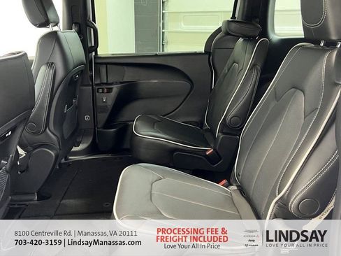 New 2026 Chrysler Pacifica Limited w/ S Appearance Package AWD/4WD image 21