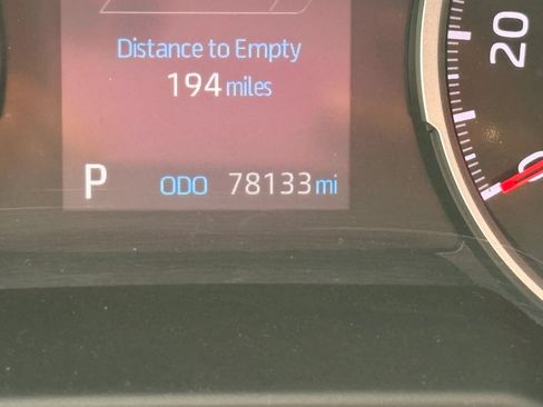 Used 2021 Toyota RAV4 LE AWD/4WD image 26