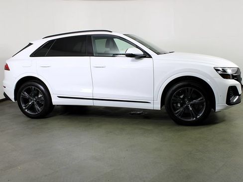 Used 2026 Audi Q8 Premium AWD/4WD image 8