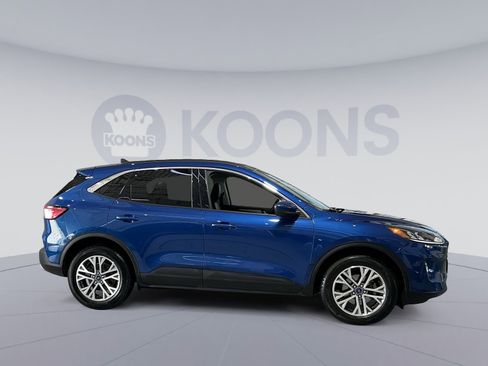 Used 2022 Ford Escape SEL image 17