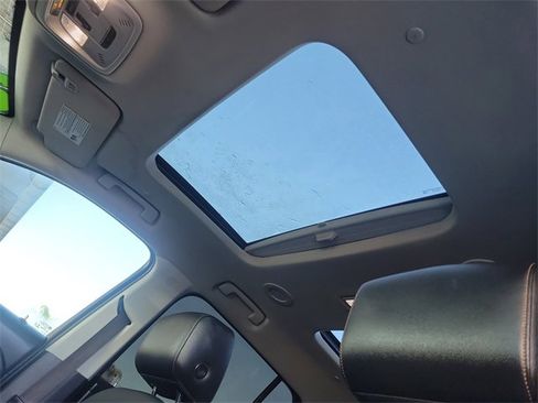 Certified 2021 Chevrolet Traverse Premier w/ Redline Edition image 22