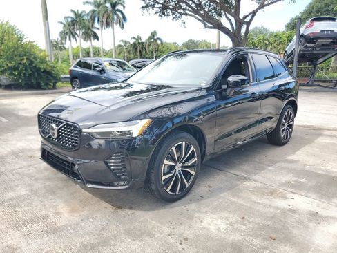 Used 2024 Volvo XC60 B5 Plus AWD/4WD image 3
