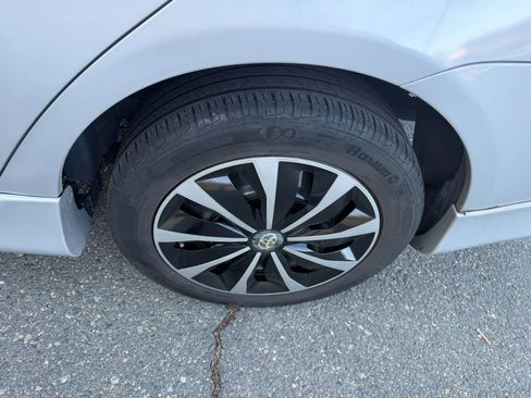 Used 2009 Toyota Corolla S image 25