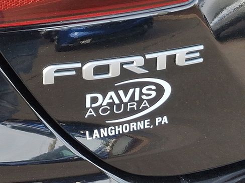 Used 2023 Kia Forte LXS w/ LXS Technology Package image 29