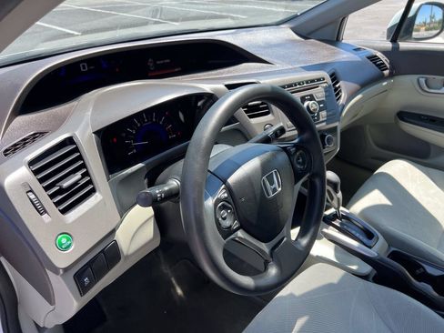 Used 2012 Honda Civic LX image 5