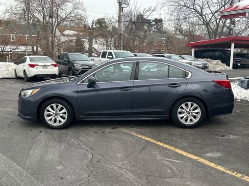 Used 2017 Subaru Legacy 2.5i Premium image 2