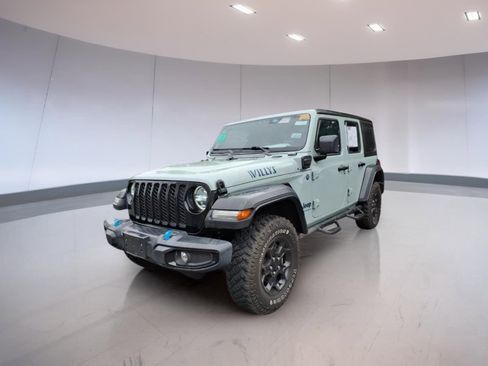 Used 2023 Jeep Wrangler Unlimited w/ Cold Weather Group AWD/4WD image 2
