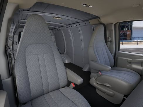 New 2026 GMC Savana 2500 w/ Driver Convenience Package RWD image 16