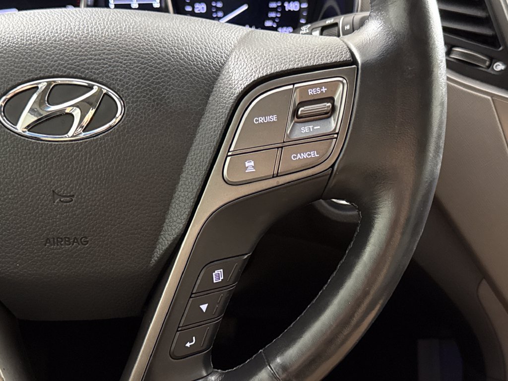 Used 2017 Hyundai Santa Fe Sport w/ 2.0T Ultimate Tech Package 05 FWD image 16