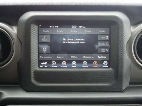 Used 2022 Jeep Gladiator Sport image 4