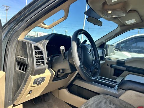 Used 2018 Ford F150 XLT w/ Max Trailer Tow Package AWD/4WD image 9