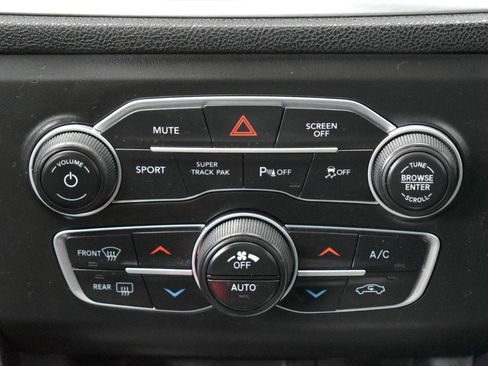 Used 2021 Dodge Charger R/T w/ Harman/Kardon Audio Group RWD image 22