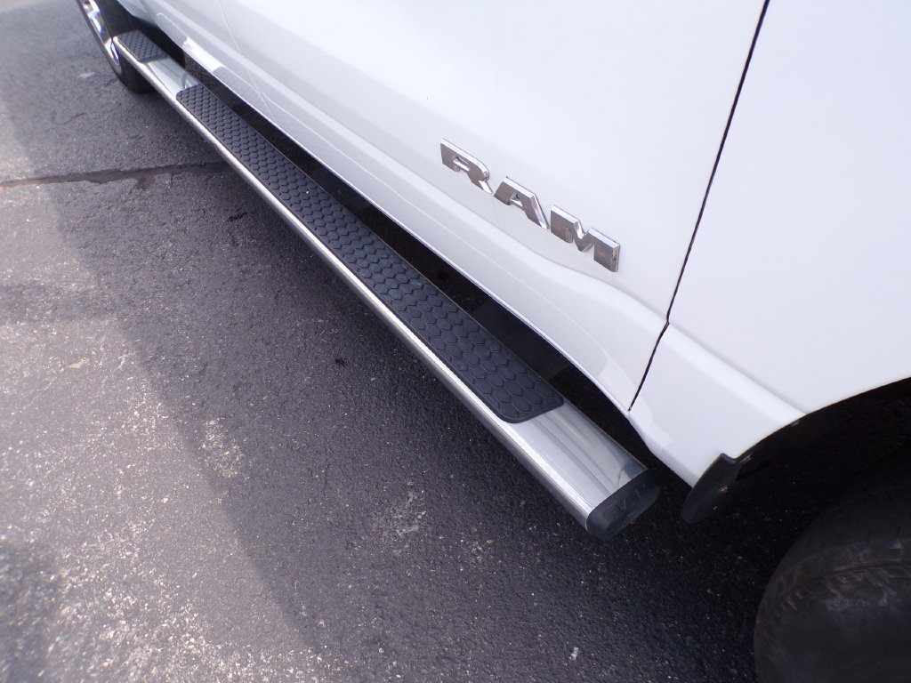 Used 2022 RAM 1500 Big Horn AWD/4WD image 6