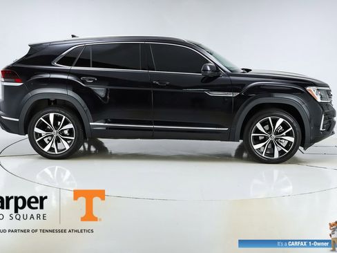 Used 2025 Volkswagen Atlas Cross Sport SEL Premium R-Line AWD/4WD image 10