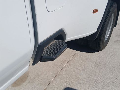 Used 2025 Chevrolet Silverado 3500 W/T AWD/4WD image 12