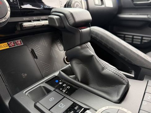 Certified 2025 Toyota 4Runner TRD Off-Road AWD/4WD image 20