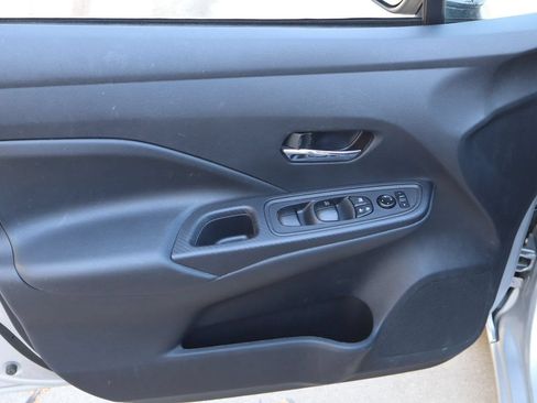 Used 2024 Nissan Versa SV FWD image 18