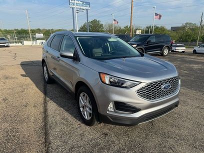 Used 2024 Ford Edge SEL w/ Convenience Package
