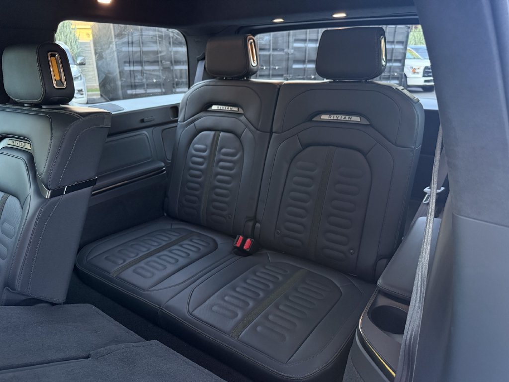 Used 2022 Rivian R1S Launch Edition Quad AWD/4WD image 38