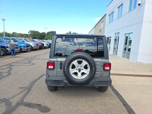Used 2021 Jeep Wrangler Sport AWD/4WD image 5