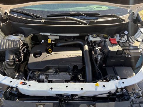 Used 2025 Chevrolet Equinox LT image 34