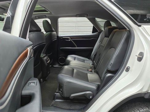 Used 2022 Lexus RX 350L Premium w/ Premium Package AWD/4WD image 18