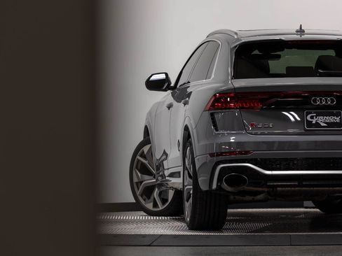 Used 2024 Audi RS Q8 w/ Executive Package AWD/4WD image 49