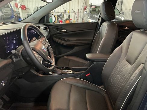 Used 2024 Buick Encore GX Avenir w/ Avenir Convenience Package AWD/4WD image 14