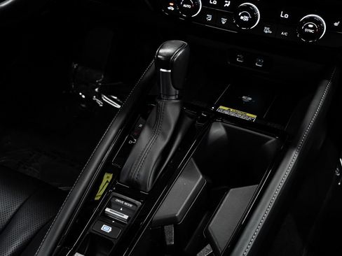 Used 2023 Honda Accord Touring image 24