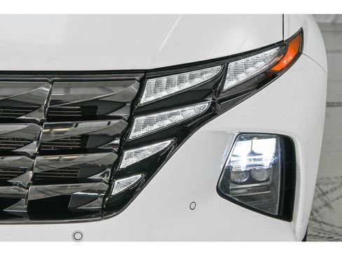 Used 2023 Hyundai Tucson Limited image 24