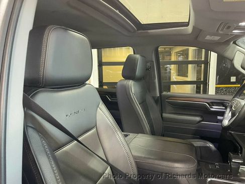 Used 2024 GMC Sierra 1500 Denali AWD/4WD image 22