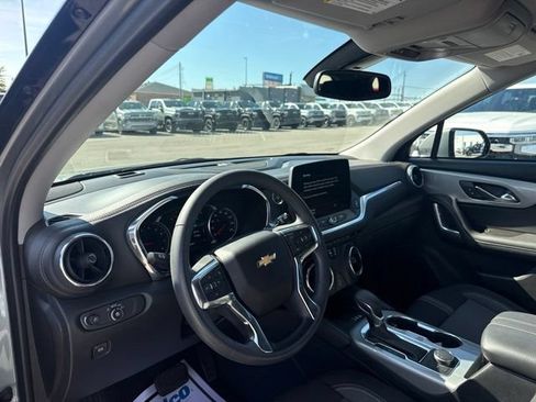 Used 2023 Chevrolet Blazer LT w/ Convenience Package FWD image 10
