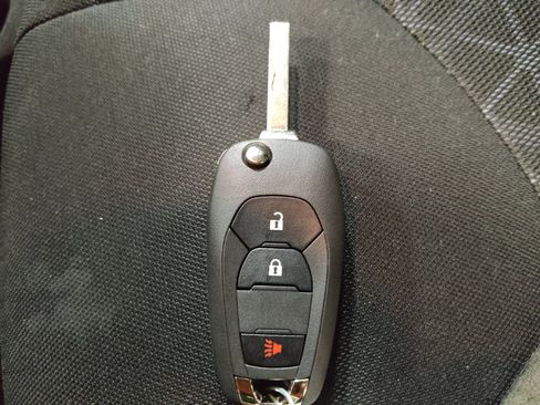 Used 2020 Chevrolet Spark LT FWD image 32