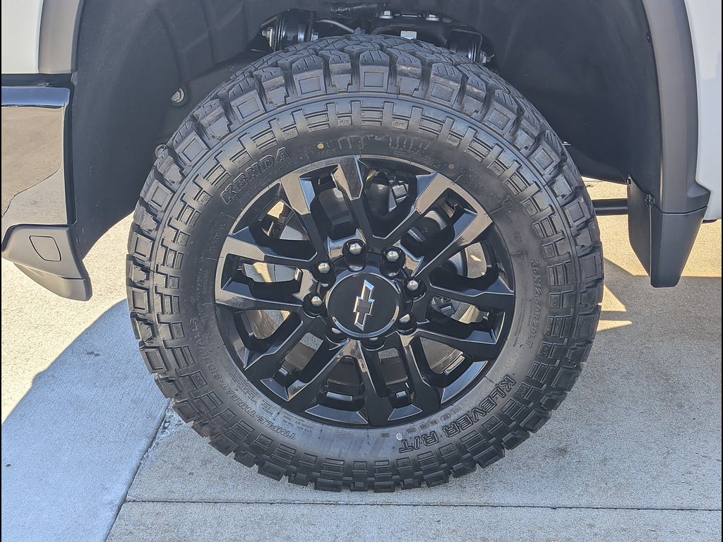 Certified 2026 Chevrolet Silverado 2500 LT w/ Trail Boss Package AWD/4WD image 17