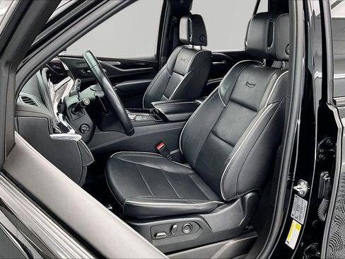 Used 2024 Cadillac Escalade Sport AWD/4WD image 25