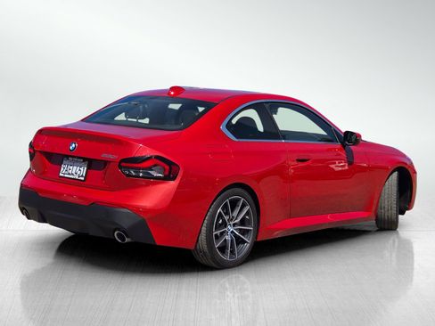 Used 2022 BMW 230i Coupe w/ Convenience Package RWD image 4