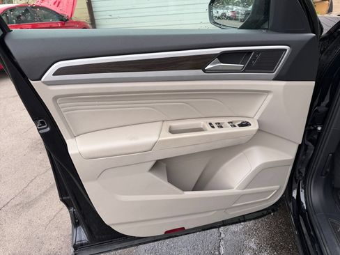 Used 2022 Volkswagen Atlas SE AWD/4WD image 19