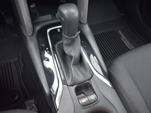 Certified 2024 Toyota Corolla Cross LE AWD/4WD image 13