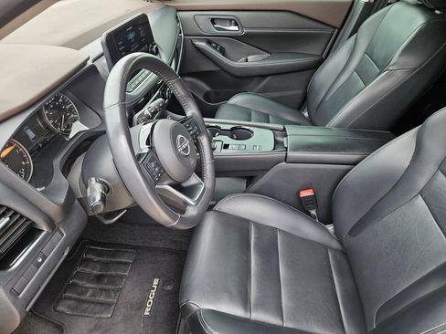 Used 2023 Nissan Rogue SL w/ SL Premium Package FWD image 18