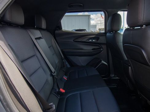Used 2022 Chevrolet TrailBlazer RS FWD image 17