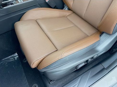 New 2026 Subaru Outback Touring image 19