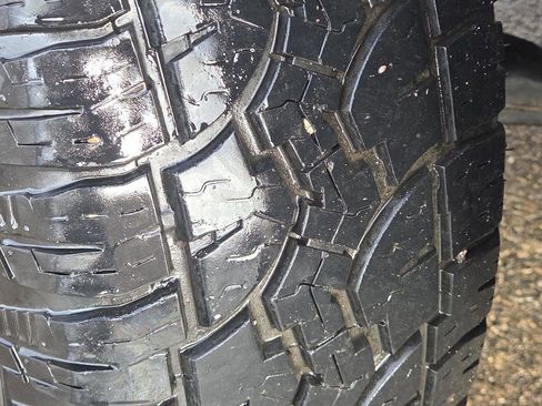 Used 2021 Toyota Tacoma SR image 8