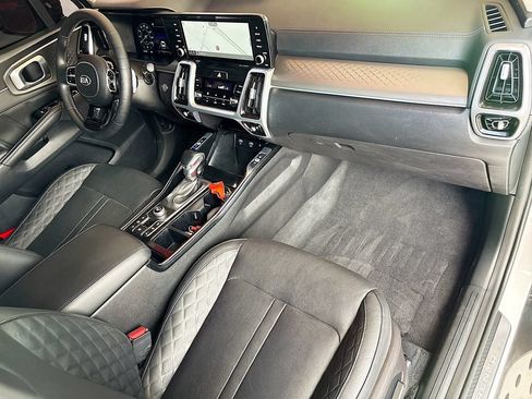 Used 2021 Kia Sorento SX FWD image 17