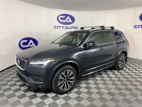 Used 2021 Volvo XC90 T5 Momentum w/ Protection Package FWD image 7