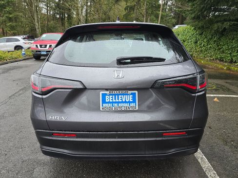 Certified 2025 Honda HR-V LX image 4