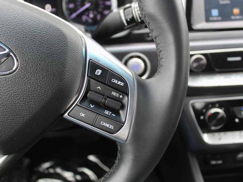 Used 2018 Hyundai Sonata SEL FWD image 17